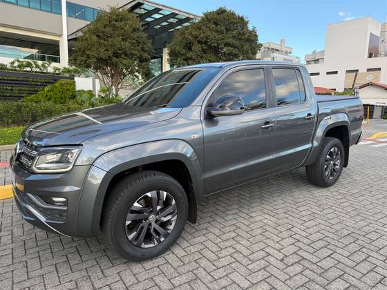 VOLKSWAGEN AMAROK 3.0 V6 TDI DIESEL HIGHLINE CD 4MOTION AUTOMÁTICO